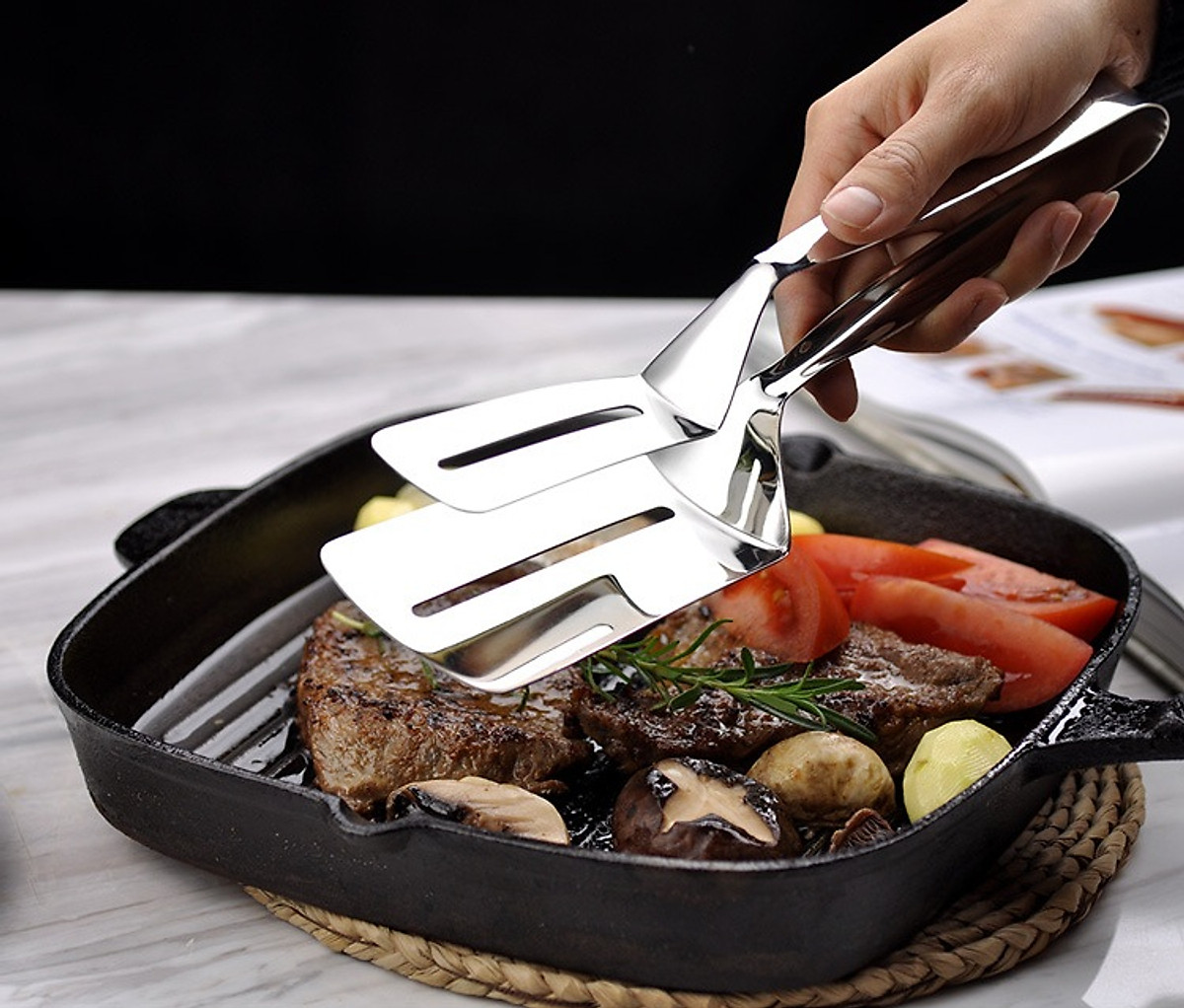 Kẹp Gắp Thức Ăn, Dụng Cụ Kẹp Gắp Nóng Chiên Cá, Thịt Nướng Bằng INOX Cao Cấp An Toàn, Tiện Dụng - HENRYSA