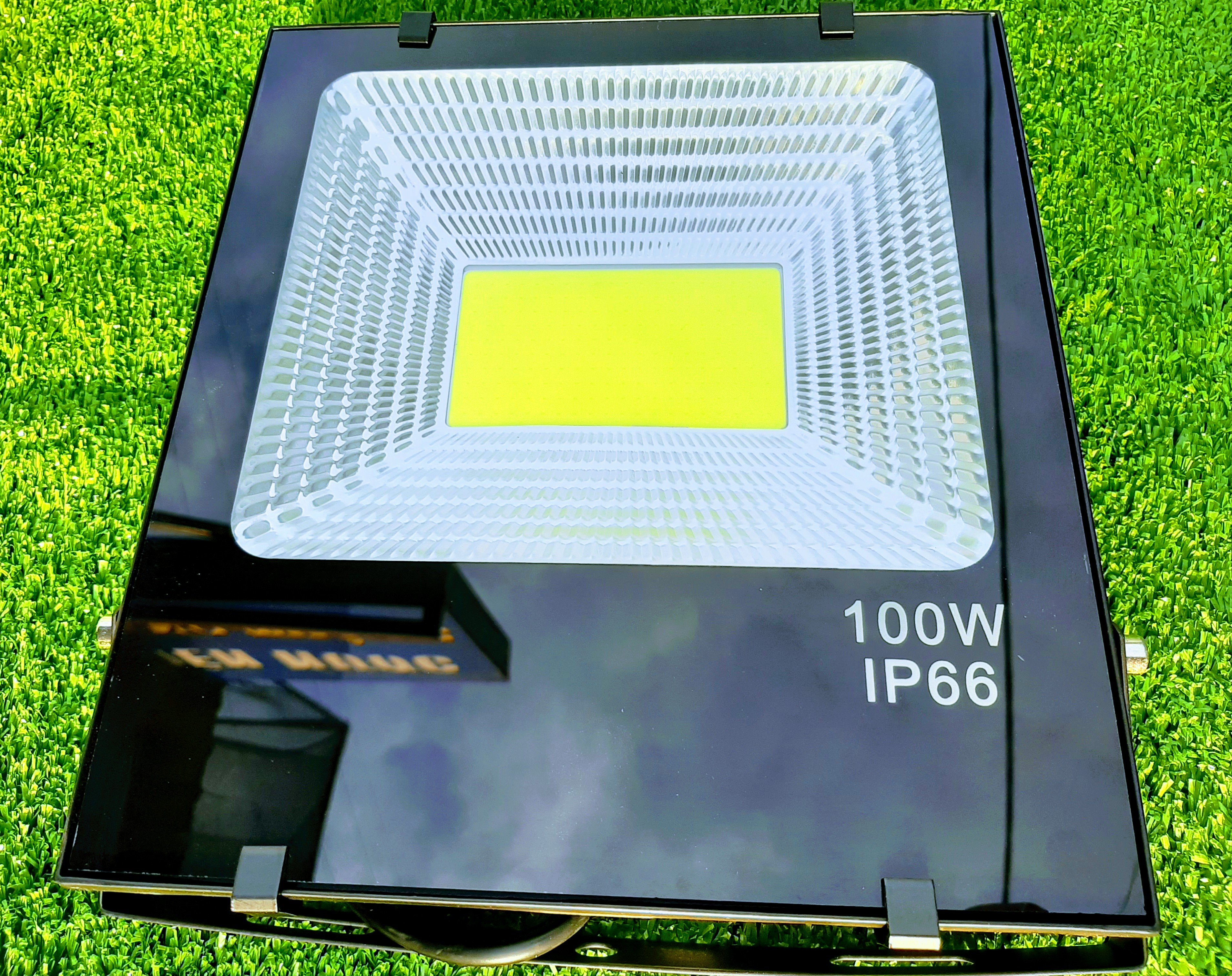 Đèn Pha Led COB Công Suất 100W Ánh Sáng Trắng 6500K Chống Nước IP66