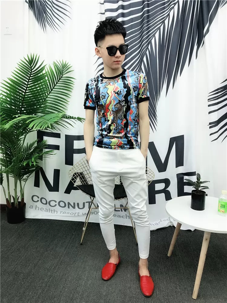 Áo thun Nam họa tiết cực ngầu chất liệu vải nhung cao cấp co giãn nhẹ dễ phối đồ hợp thời trang - HOT TREND