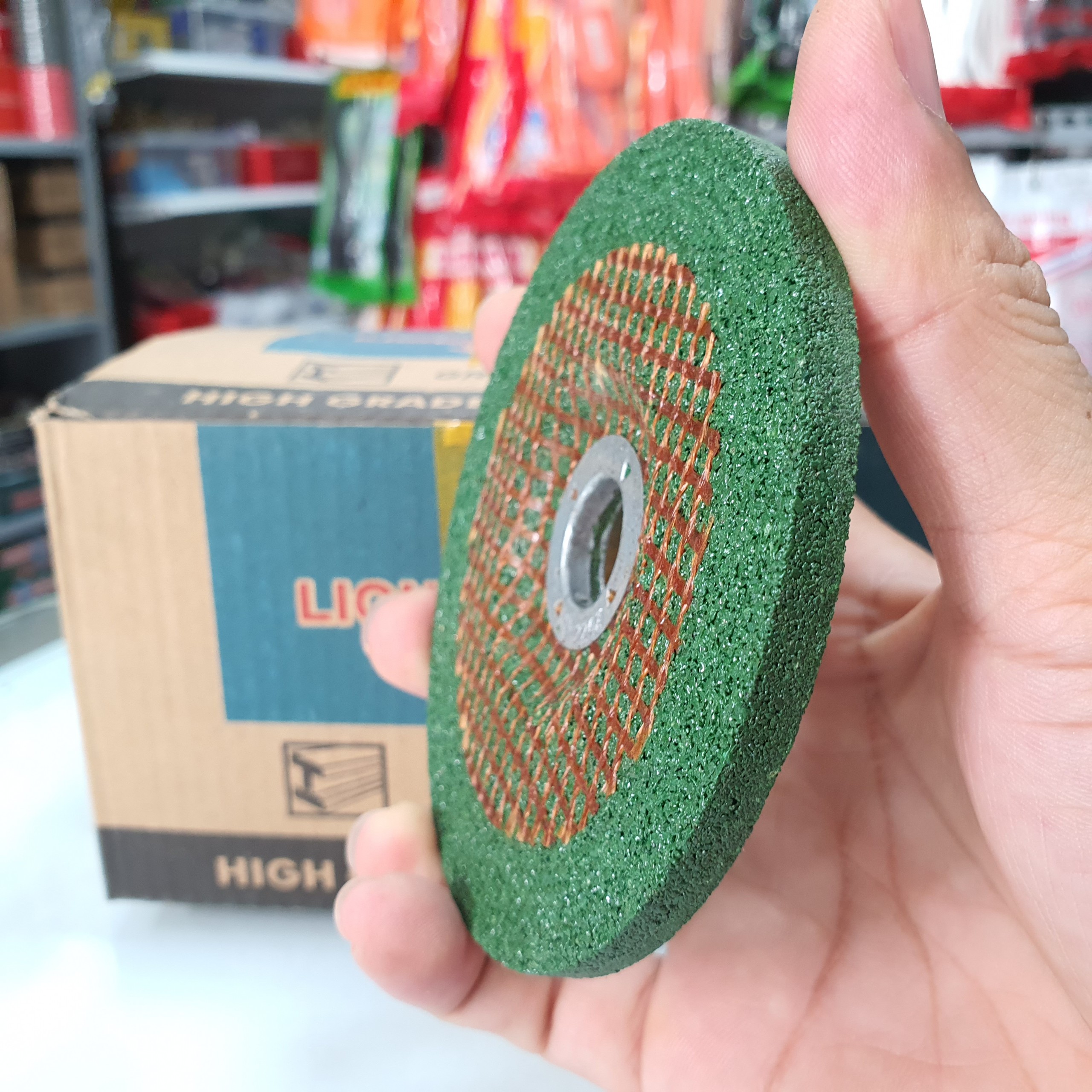 Đá mài sắt 1 tấc, mài kim loại 100mm màu xanh lá, màu nâu Lion King (bán lẻ theo viên)