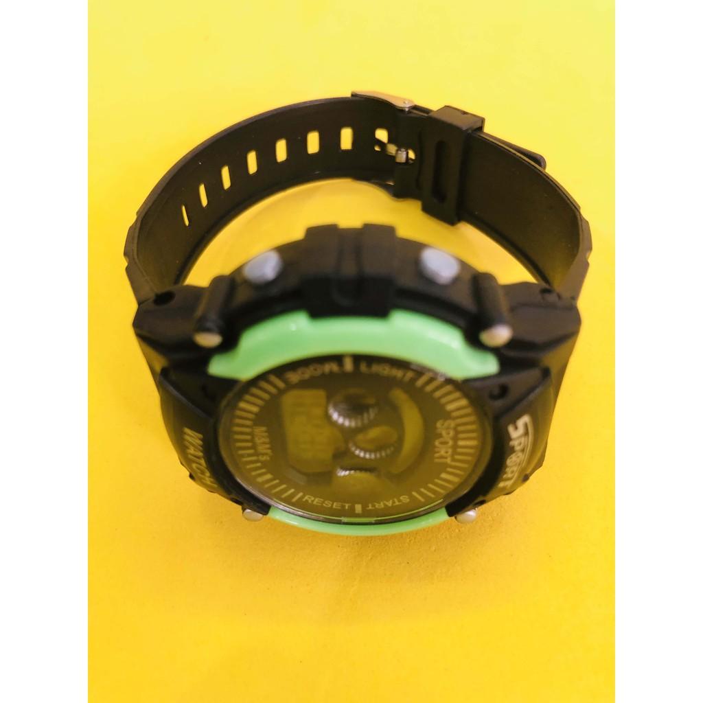 Đồng hồ Sport điện tử thời trang nam nữ dây nhựa phổ thông màu