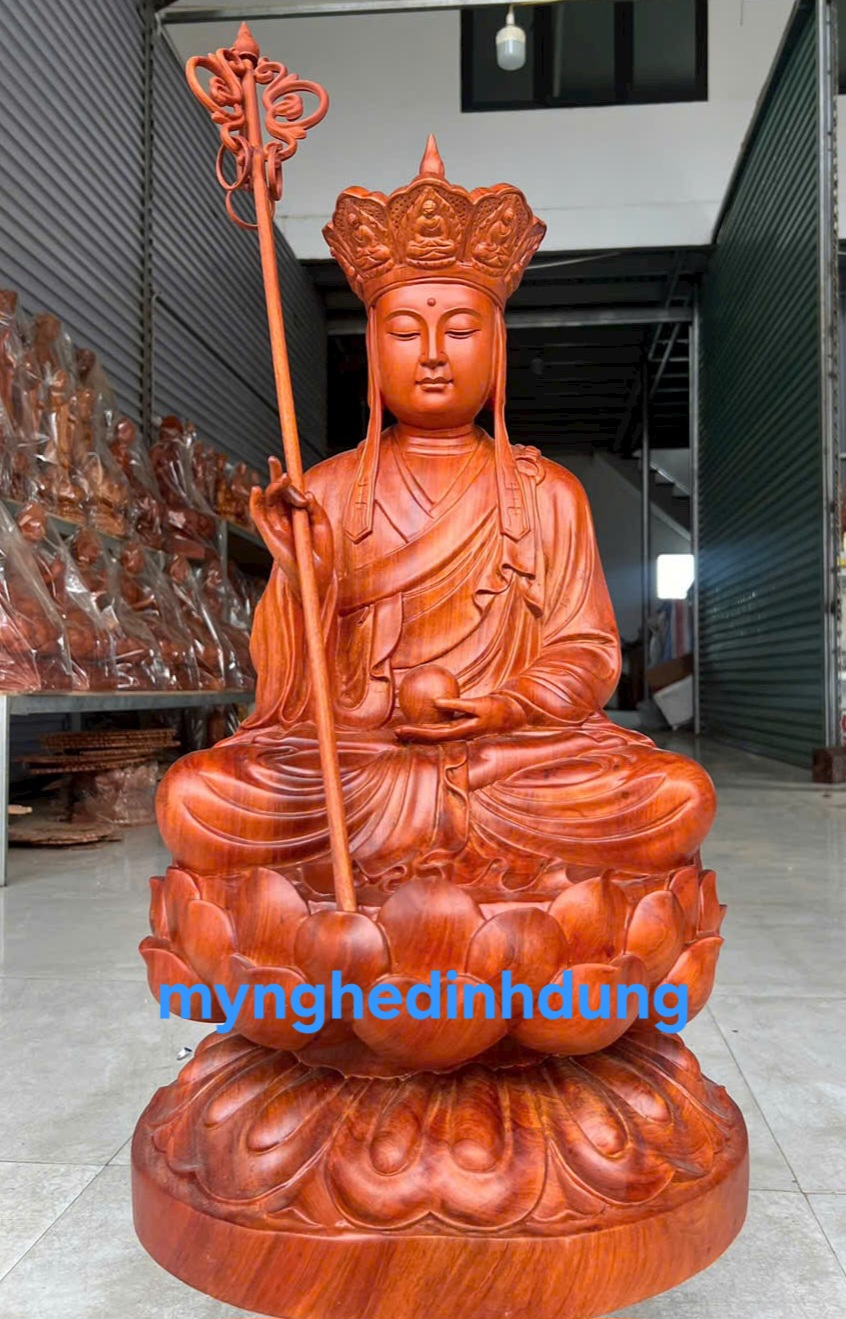 Tượng địa tạng vương bồ bằng gỗ hương đá cao 60x35x34cm