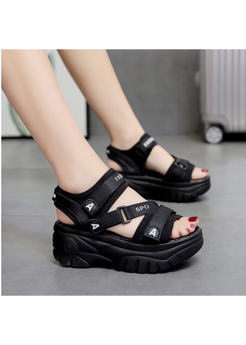 Giày sandal nữ đế bánh mì cá tính S116