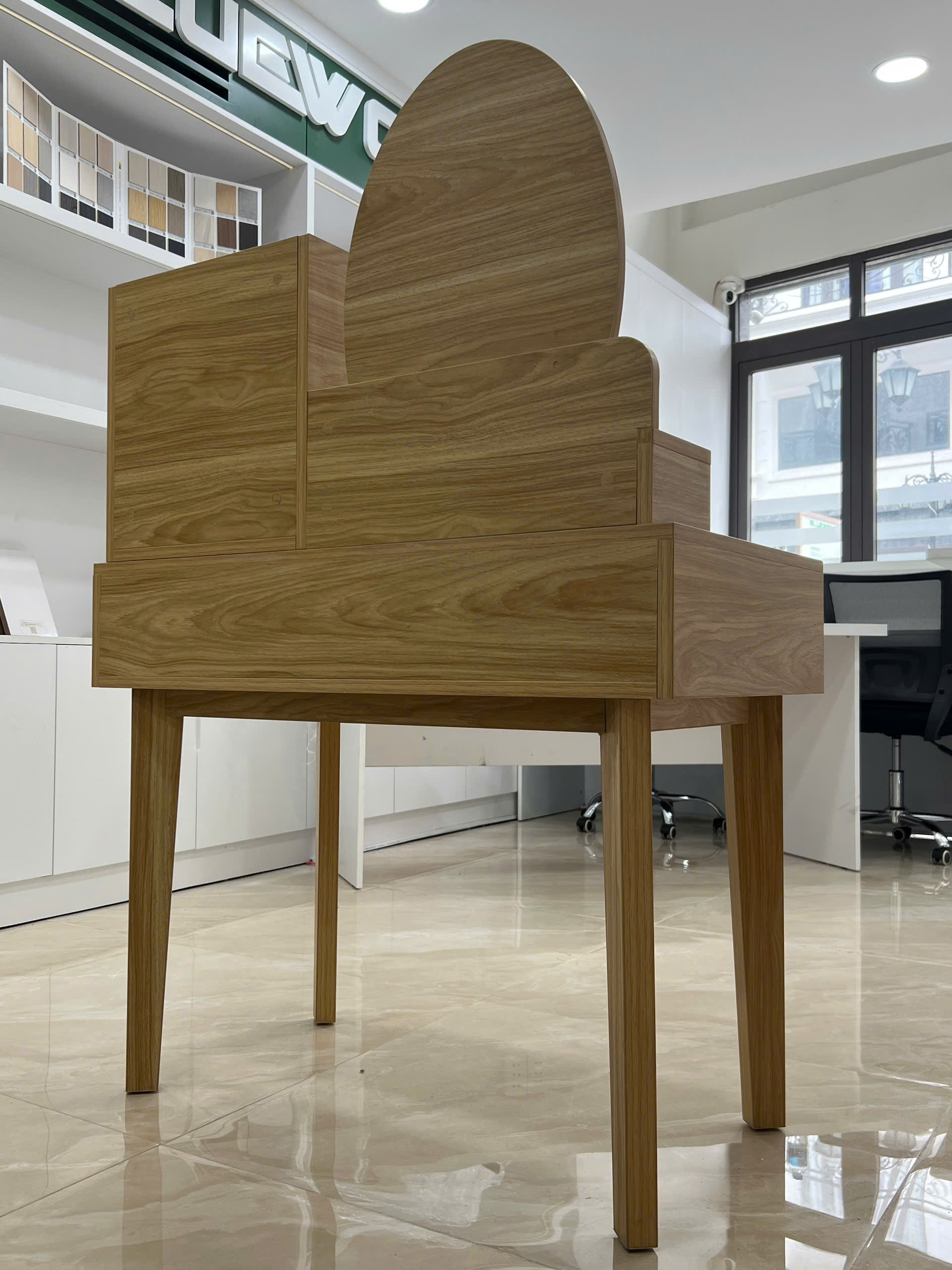 Bàn trang điểm phòng ngủ hiện đại BLUEWOOD BTD-001 gỗ MDF lõi xanh chống ẩm