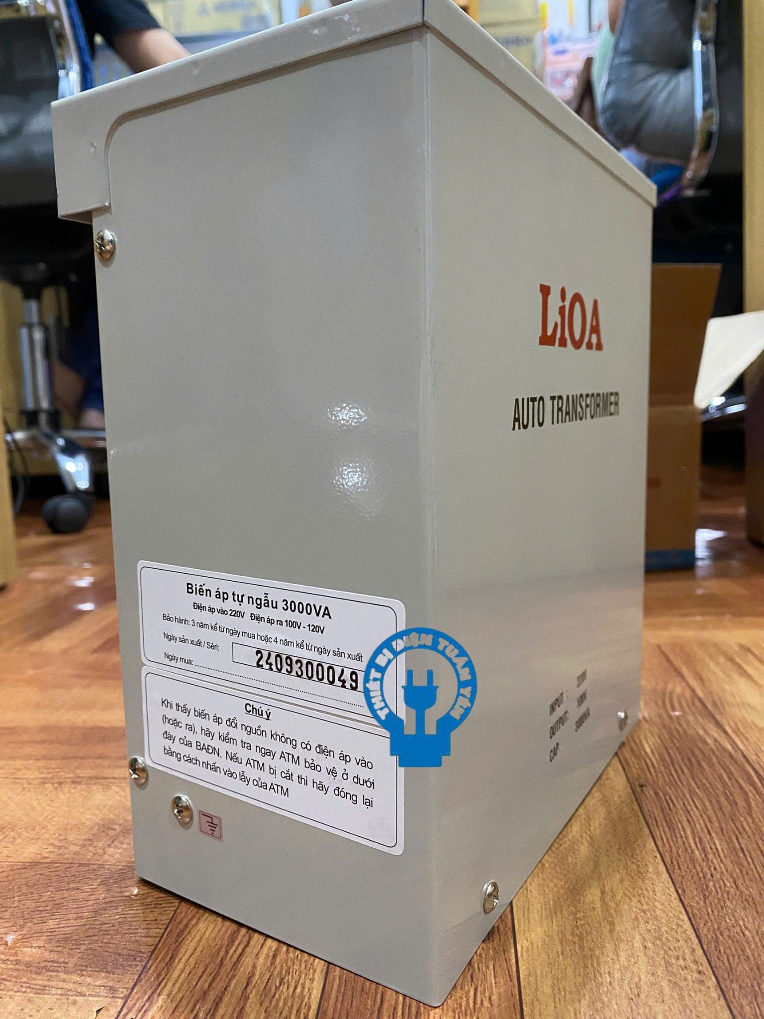 Bộ đổi nguồn 220v sang 100v - 120v lioa 3000va ( 2700w)