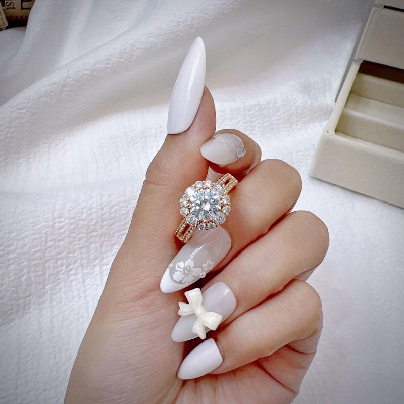 Nhẫn đá xuping không đen không gỉ siêu bền mạ vàng