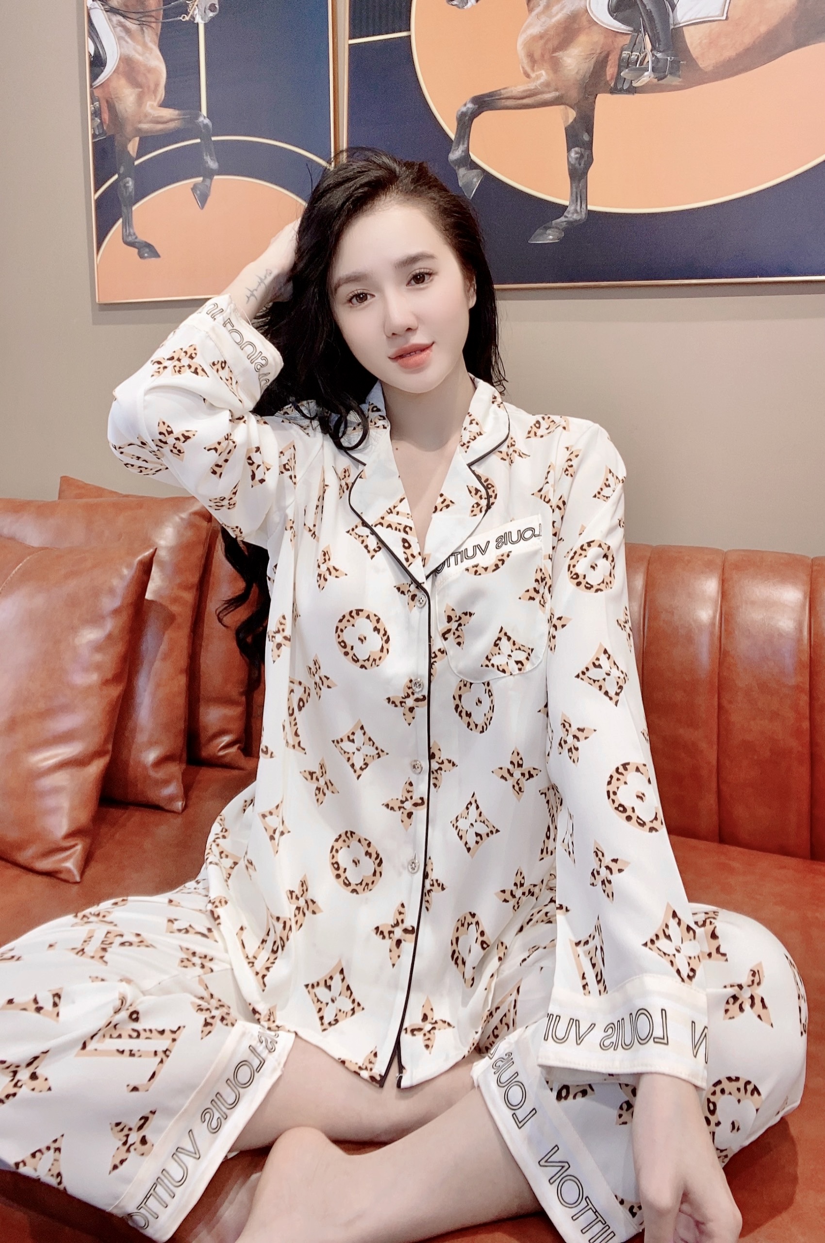 Đồ Bộ Ngủ Pijama Mặc Nhà Tay Dài Quần Dài Hàng Thiết Kế Chất Liệu Lụa Cao Cấp