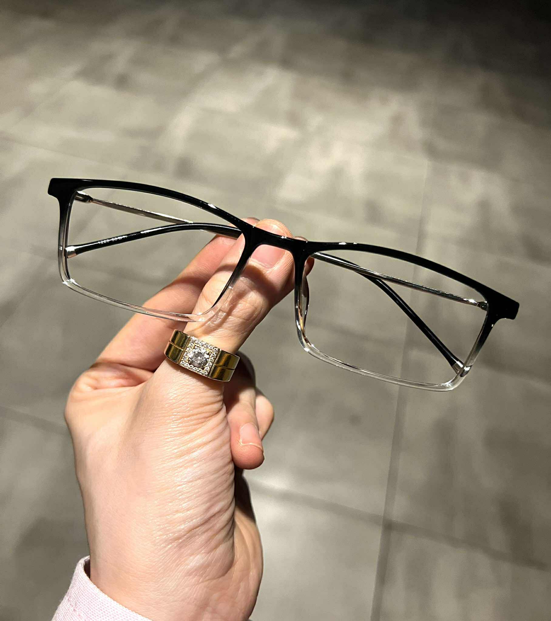 Kính thời trang dáng chữ nhật nhỏ gọng kim loại nhẹ cho nam nữ