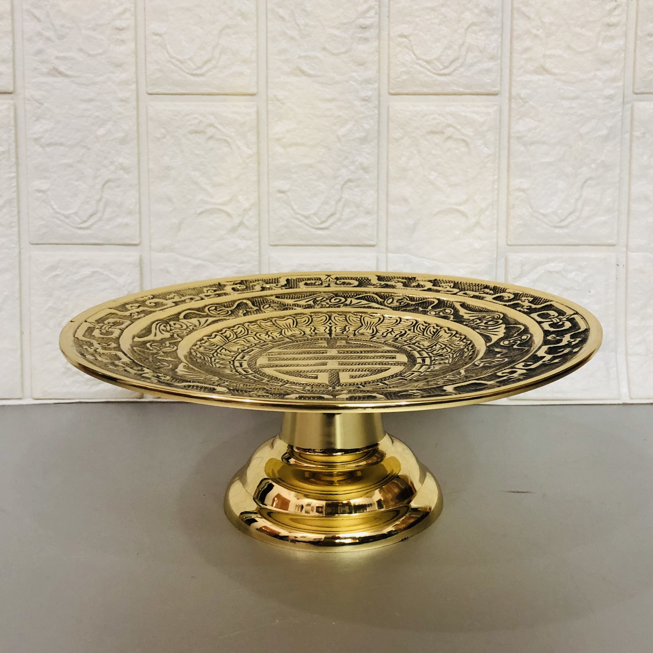 Đĩa thờ bằng đồng hoạ tiết chữ chữ thọ  - BH55