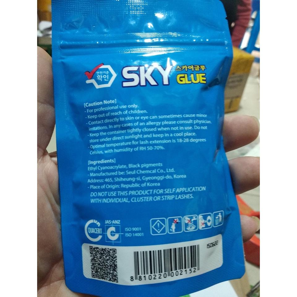 Keo nối mi sky loại tiết kiệm dung tích 5ml dùng tôt cho thợ mi nối mi thật chăc.
