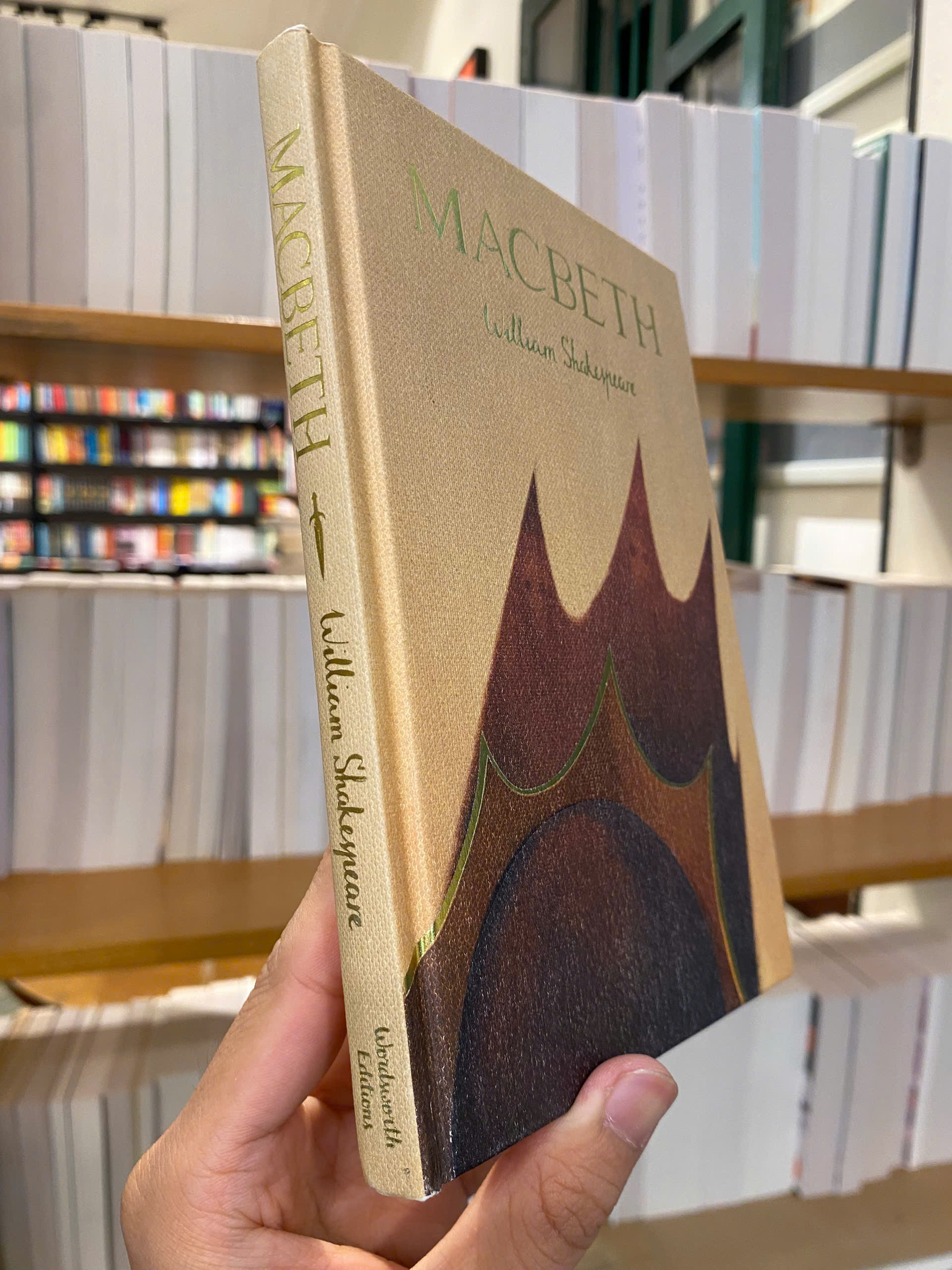 Sách - Macbeth by William Shakespeare | Classic Literature / Ngoại văn Kinh điển Nhập khẩu Bìa cứng