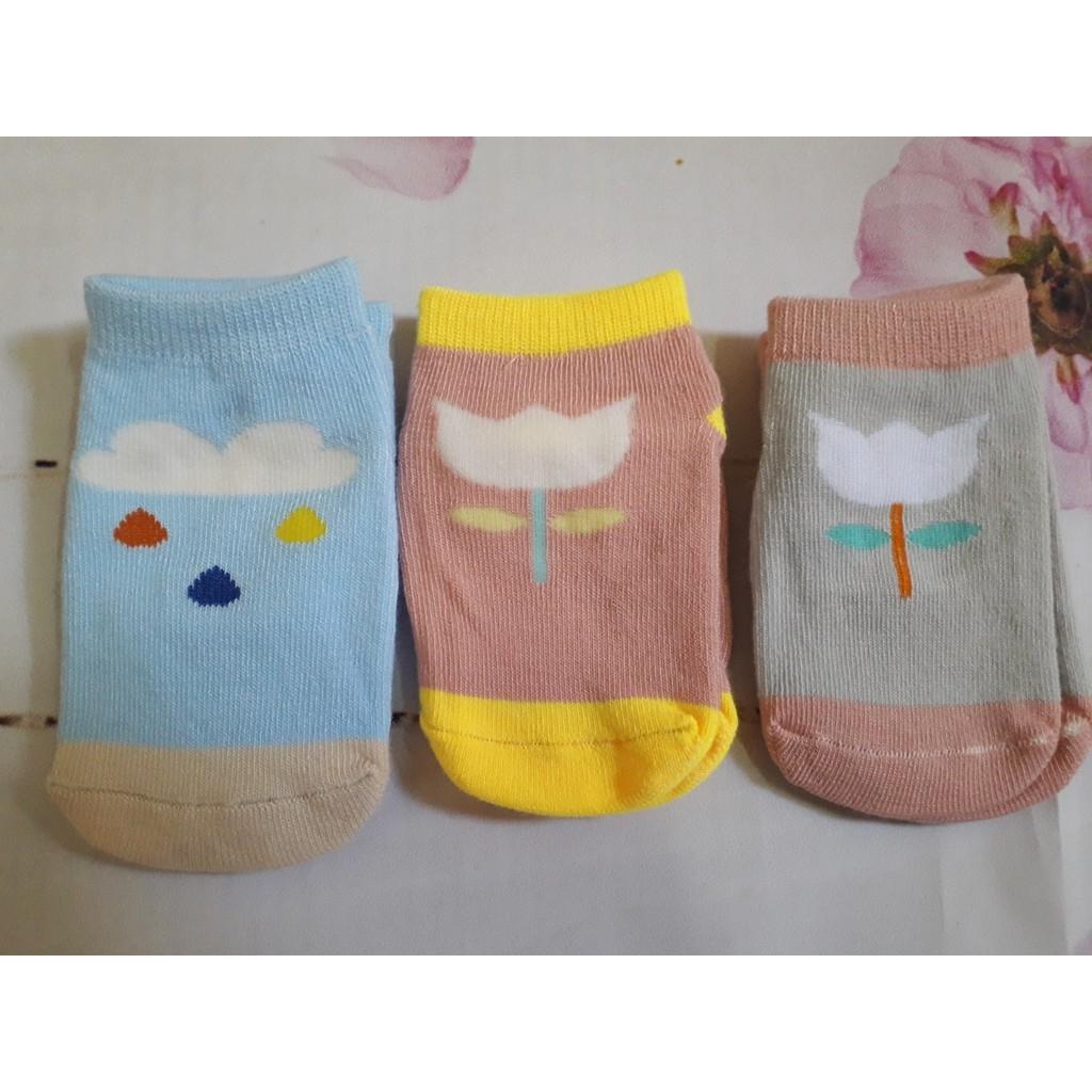 Set 3 đôi tất QU KID cho bé có chống trượt, tất Kid cổ ngắn cho bé trai bé gái cực dễ thương