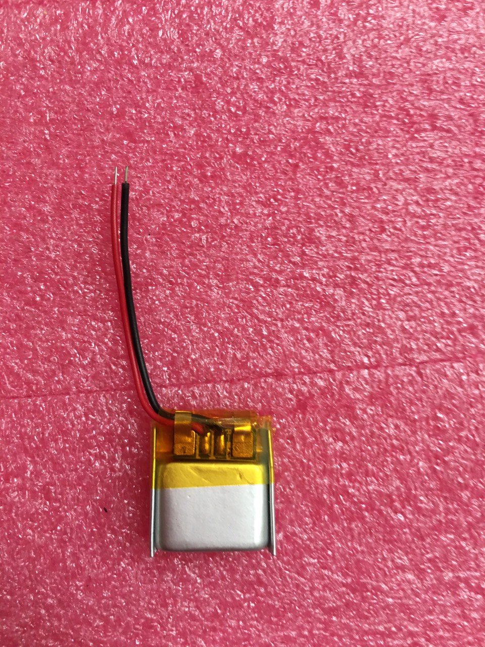 pin lithium polymer 3.7V 501015-50mah