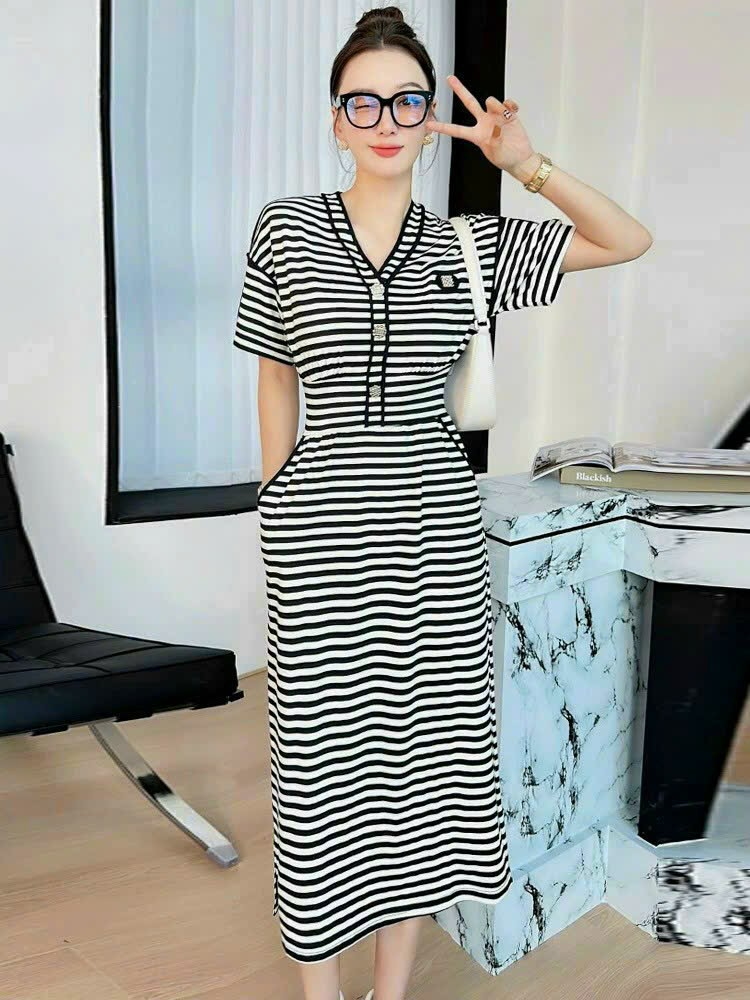 ĐẦM BODY THUN SỌC NGANG CỔ V SIÊU ĐẸP