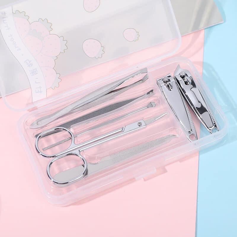 Bộ 7 Món Dụng Cụ Bấm Móng Tay Nhiều Màu Tiện Dụng
