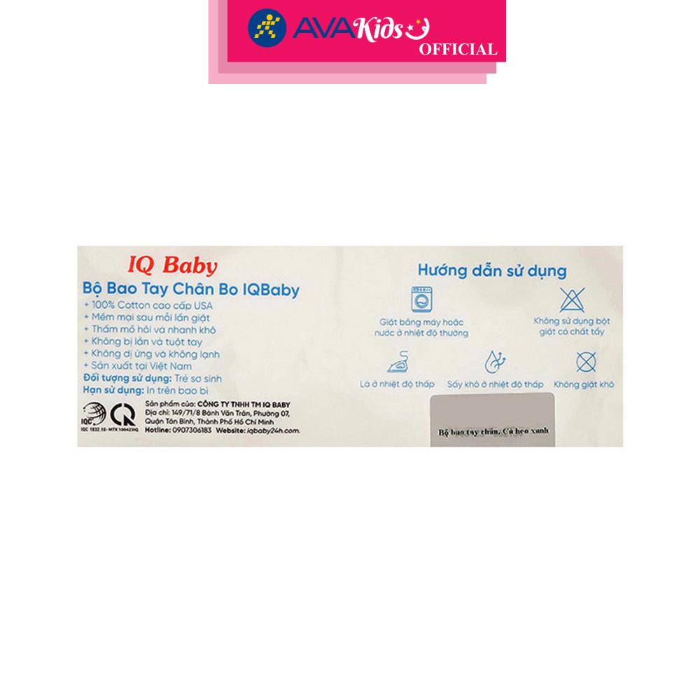 Bộ bao tay, bao chân in cá heo xanh IQ Baby màu trắng (0 - 3 tháng) - Hàng Chính Hãng