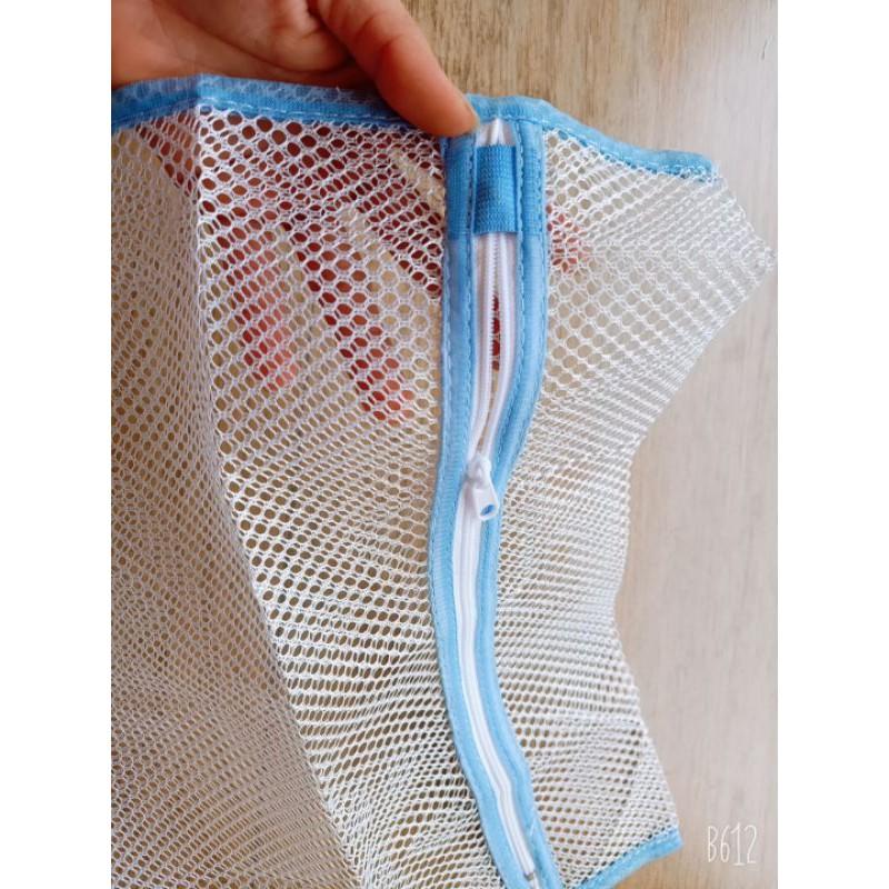 Túi lưới giặt đồ,túi đựng đồ lót chuyên dùng cho máy giặt 60x 60cm