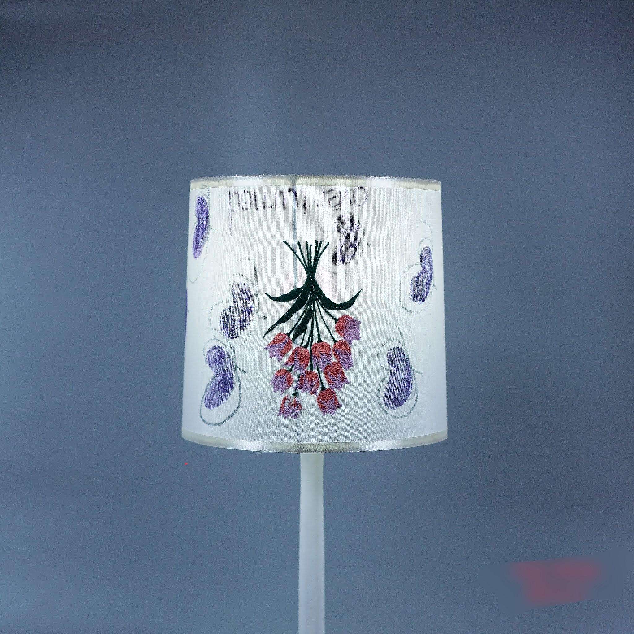 Đèn bàn gỗ đảo ngược, đèn trang trí nội thất, đèn để bàn phòng ngủ