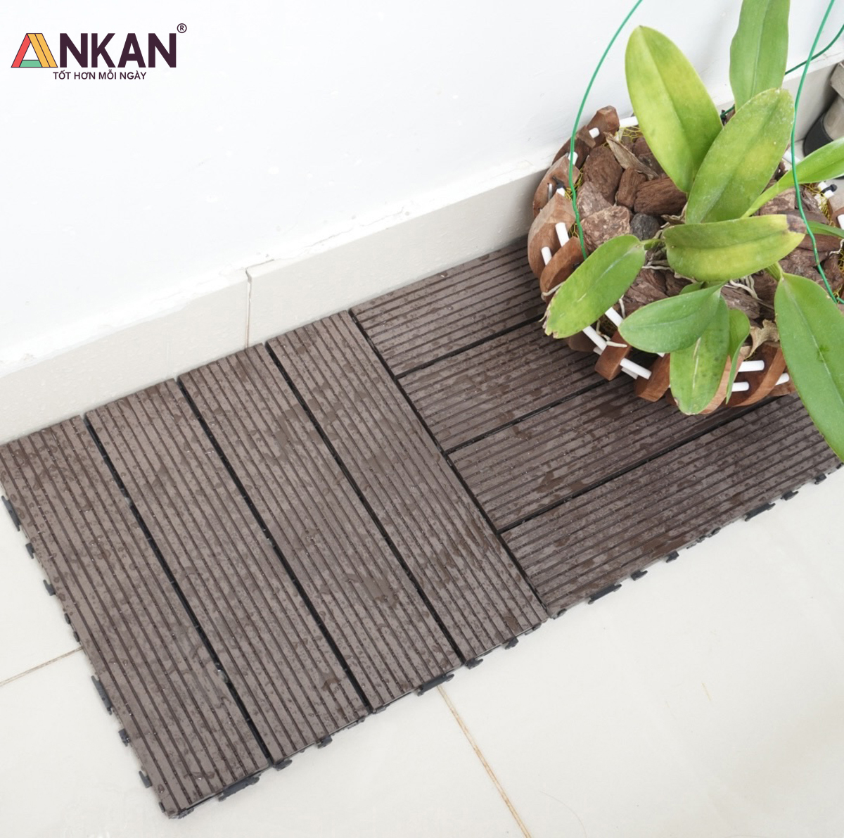 Sàn Vỉ Gỗ Nhựa Composite Cao Cấp, Lót Sàn Ban Công Nhà Tắm, Vỉ Dày Chắc Chắn Có Vít Ốc Dưới Nan, Màu Nâu Mới, Dễ Dàng Lắp Đặt