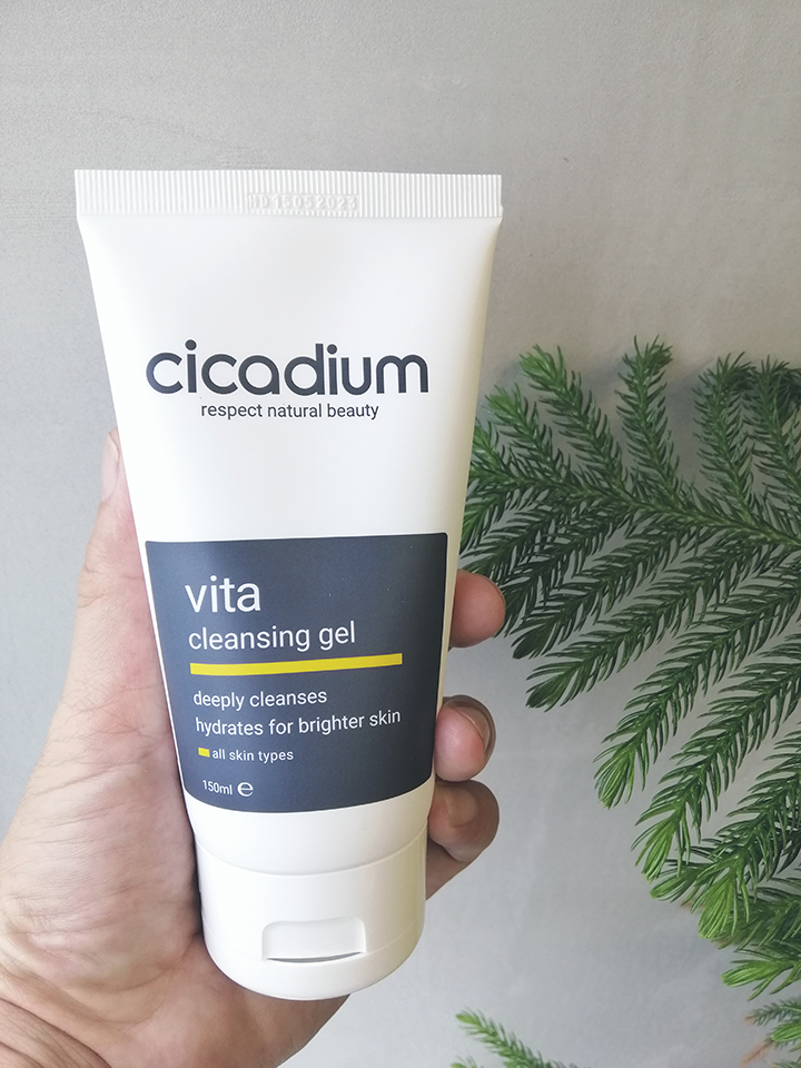Gel rửa mặt dịu nhẹ Cicadium Vita Cleansing Gel 150ml