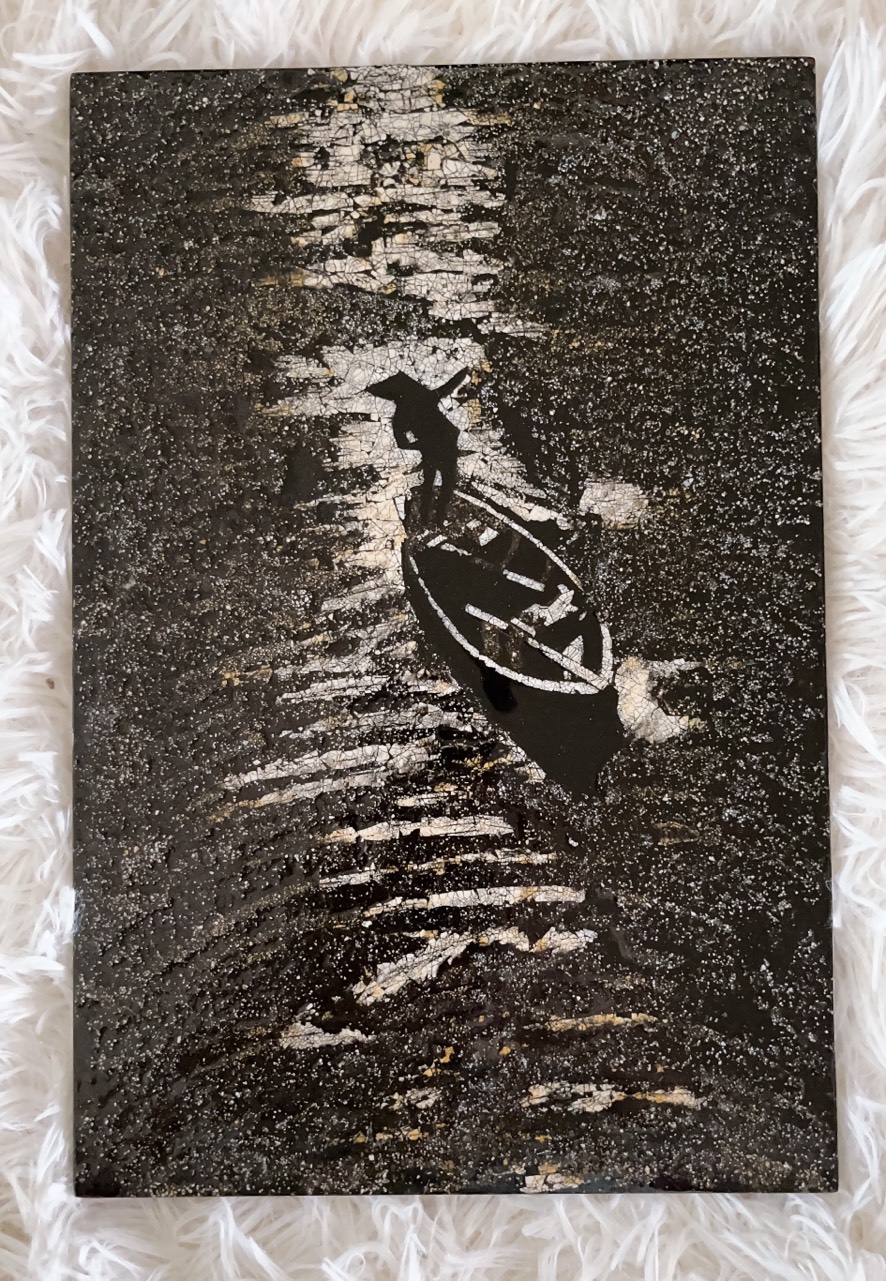 Tranh sơn mài cẩn vỏ trứng cảnh đồng quê và cô gái áo dài Việt Nam