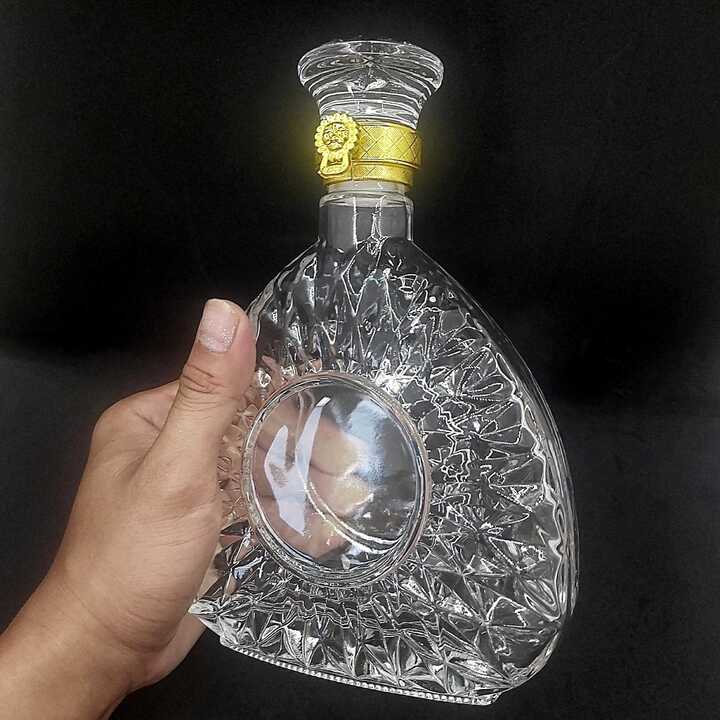 vỏ chai thủy tinh 500ml cao cấp mẫu XO Tam Giác - nắp thủy tinh đặc (mẫu C1) – bình đựng rượu siêu trong thích hợp trưng bày, tiếp đãi khách quý