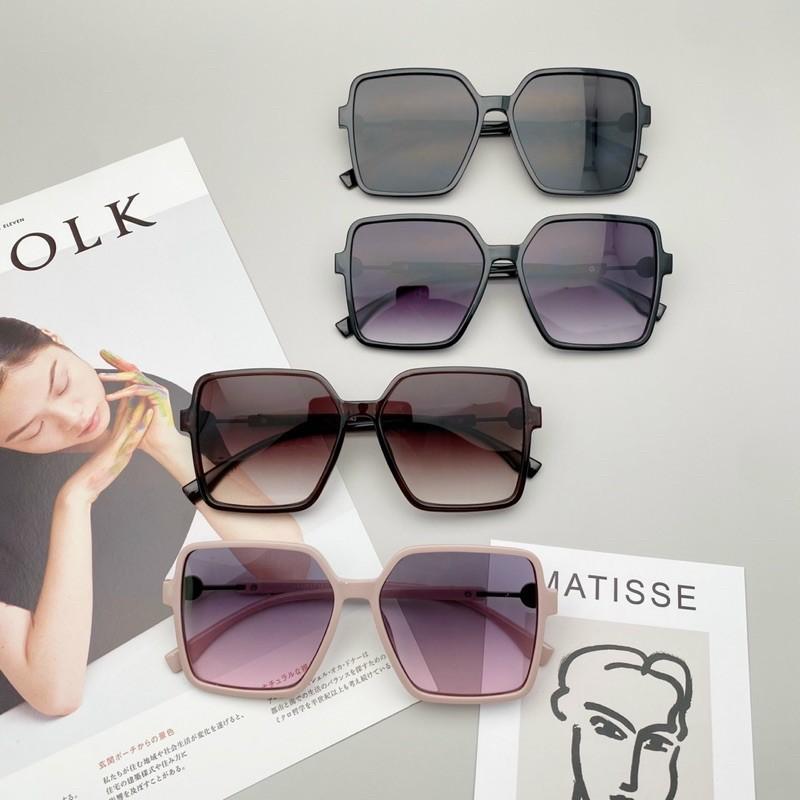 Kính vuông thời trang sang chảnh new 2021 Bisou.accessories
