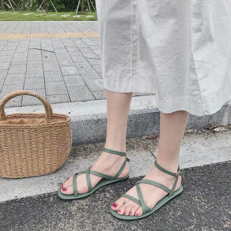 Giày sandal dây đan chéo mới Z