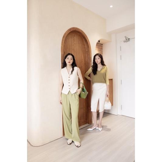 Áo gile len cổ v viền ngang màu 74a63 by germe
