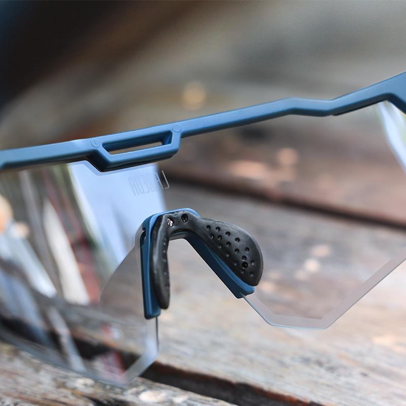 Lameda màu thay đổi kính cưỡi ngày và đêm dành cho nam và nữ Color: Cardamom purple Lenses Color: Clear