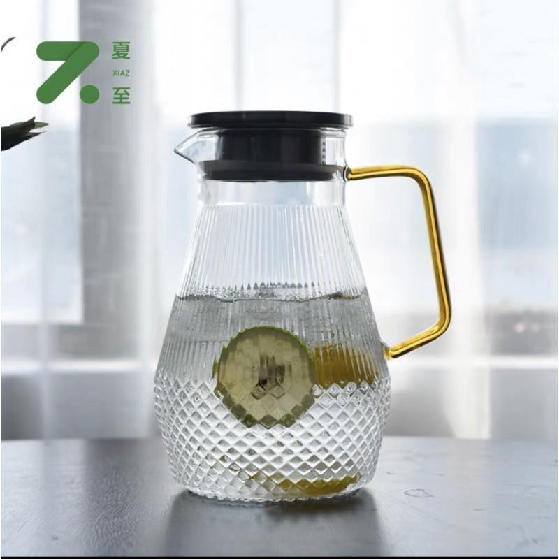 Bình đựng nước uống vân tăm thủy tinh chịu nhiệt 1.5L