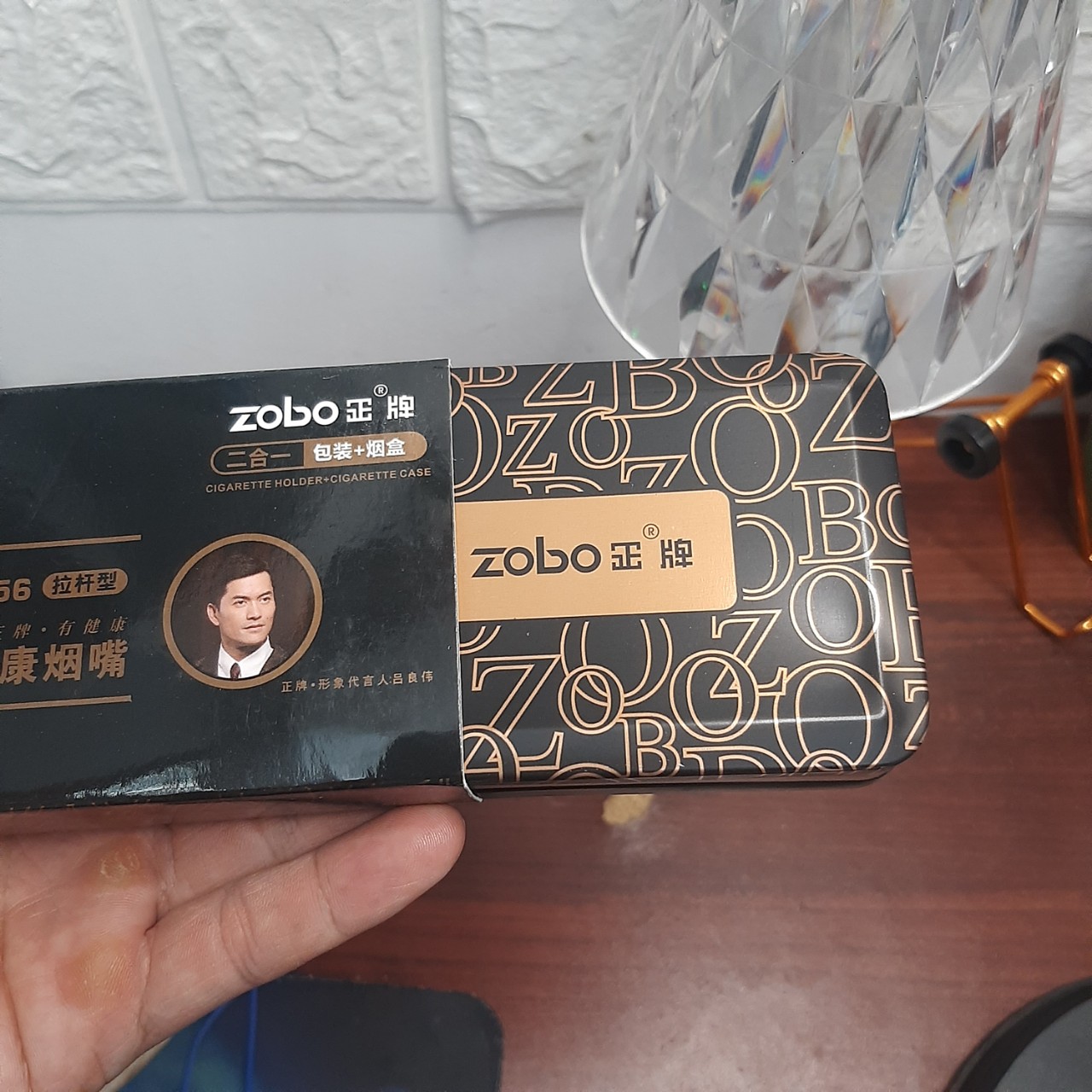 Tẩu thuốc cao cấp kim loại không gỉ ZB056 kèm theo hộp đựng sang trọng đựng điếu