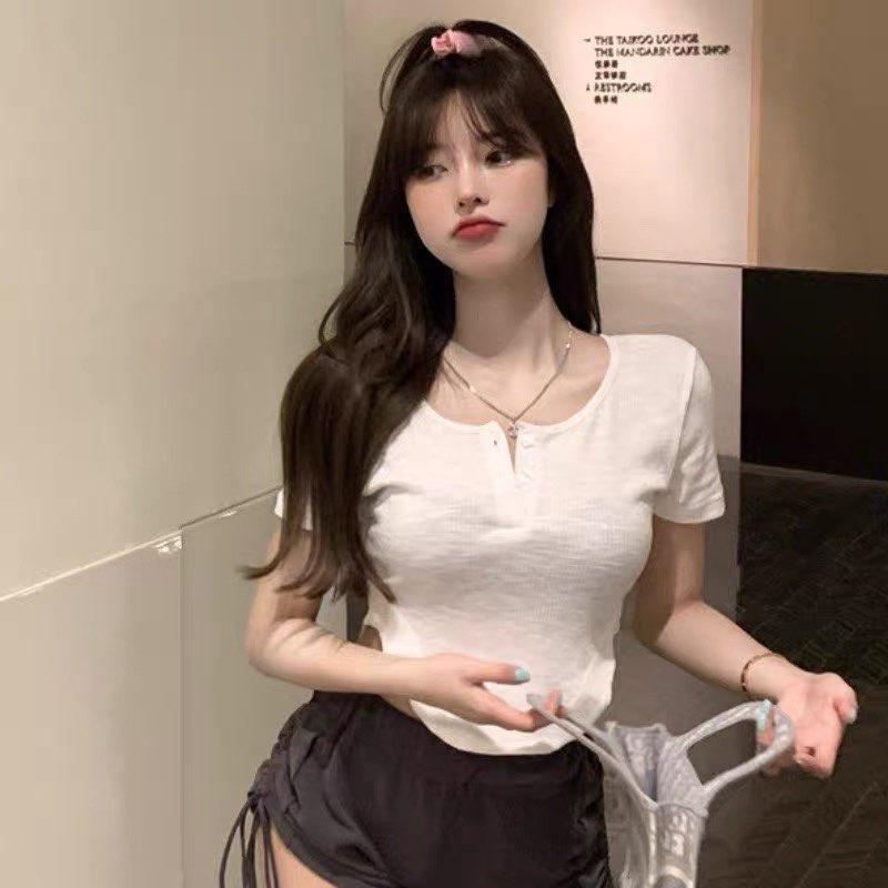 Áo thun nữ croptop cộc tay khuy cổ_006