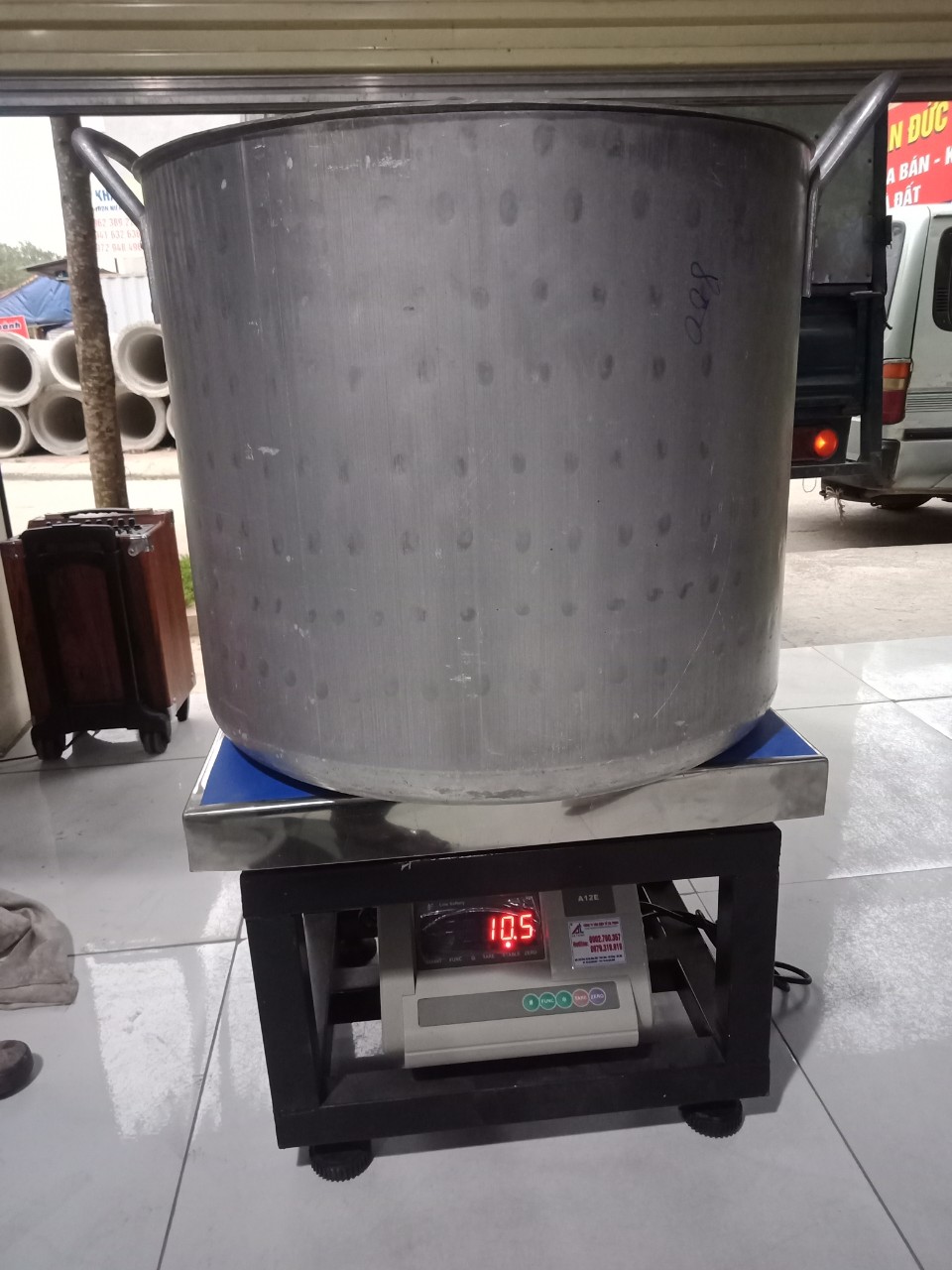 xoong nhôm công nghiệp 100l ( 10,5kg )