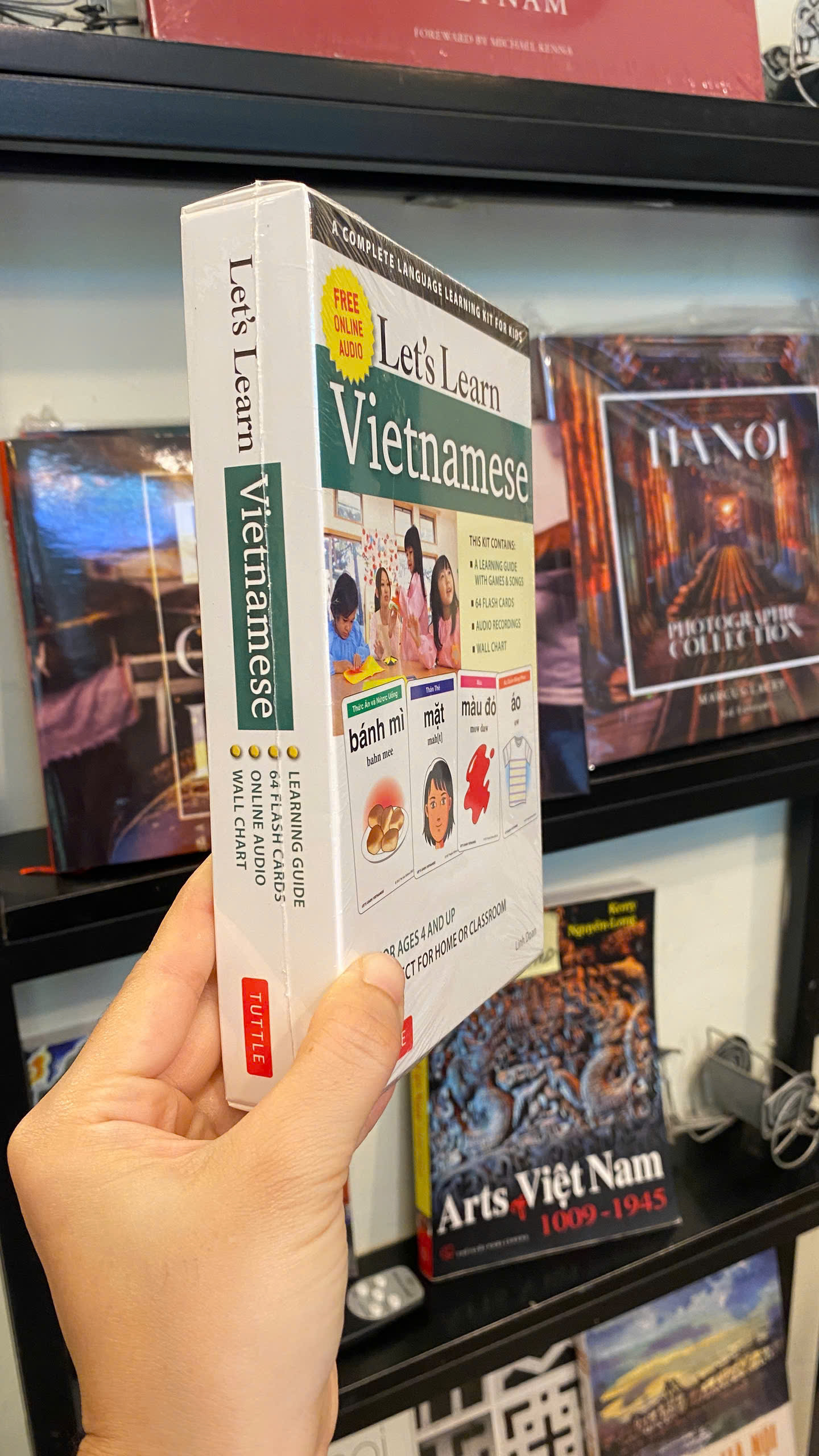 Sách - Let's Learn Vietnamese Kit: A Complete Language Learning Kit for Kids | Học Tiếng Việt