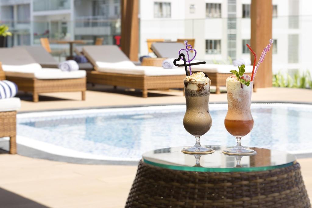 Combo 4N3D KS Liberty Central Hotel Nha Trang: VMB khứ hồi Hà Nội - Nha Trang + Phòng Tiêu Chuẩn + Ăn sáng