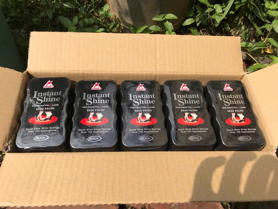 Xi tạo bóng Instant Shine, chuyên để tạo bóng cho đồ da thật, giả da, gỗ, nhựa và các bề mặt khác
