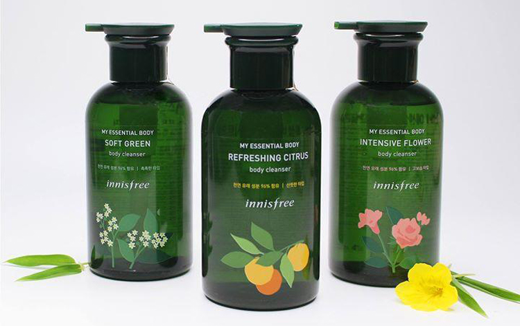 Sữa Tắm Dưỡng Ẩm Hương Tuyết Tùng Và Cỏ Thơm Innisfree Essential Green Body Cleanser (330ml)