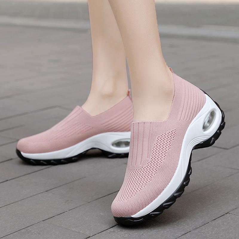 2020 Fashion women soft outdoor running sneakers casual breathable sport shoes