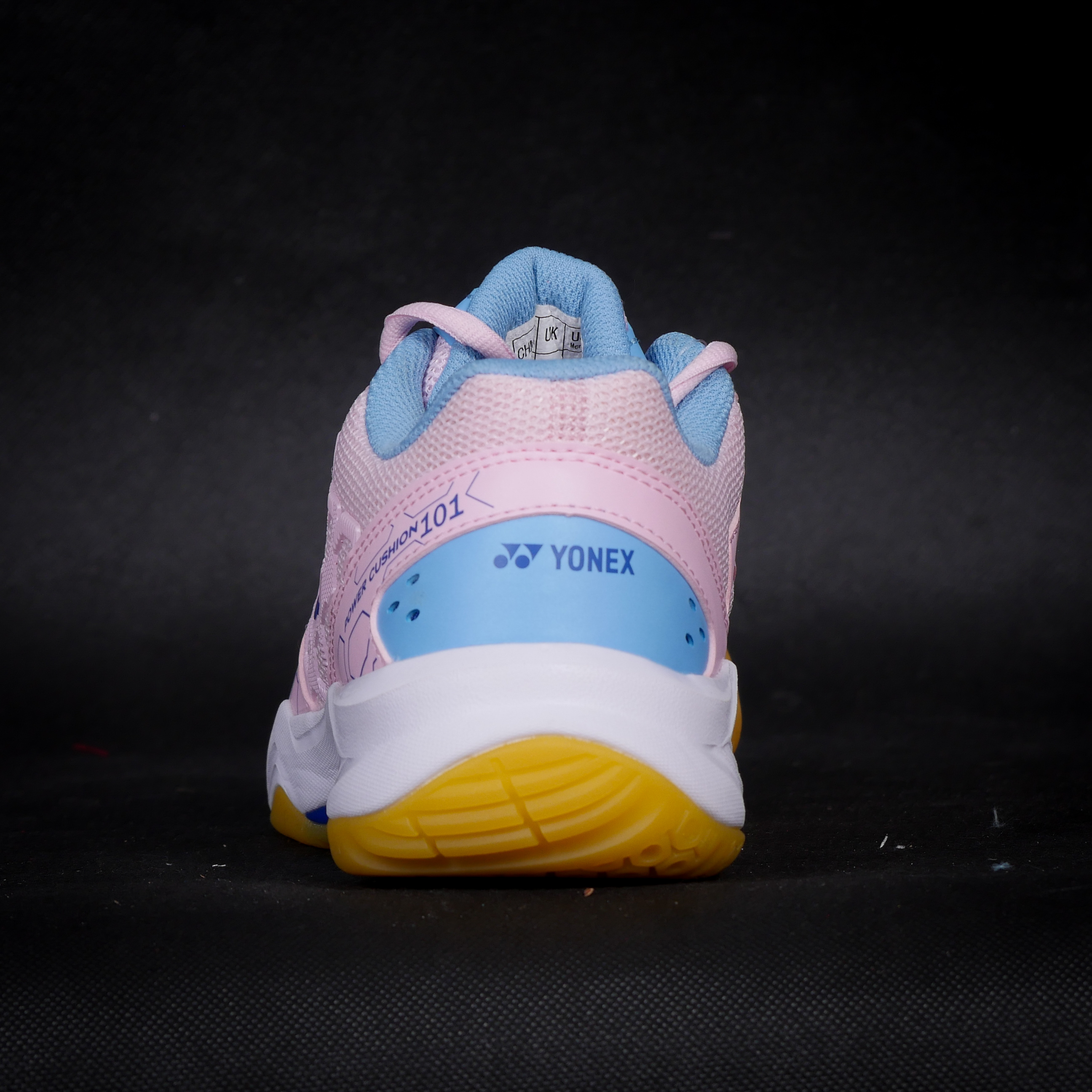 Giày Cầu Lông Cao Cấp SHB101CR Hồng Baby - Đế Cao Su Siêu Bám , Chống Trơn Khi Gặp Nước