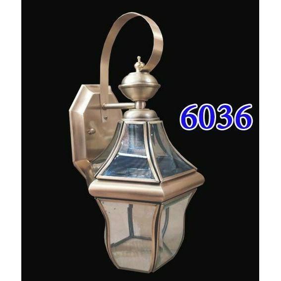 Đèn tường đồng trang trí ngoại thất cầu thang, lan can, trụ cổng trong suốt nhiều mẫu