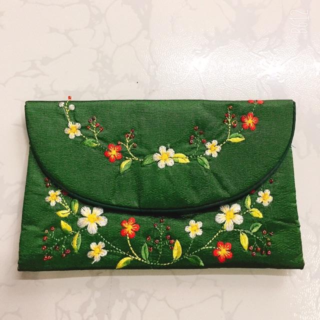 Túi ví đựng tiền thêu hoa