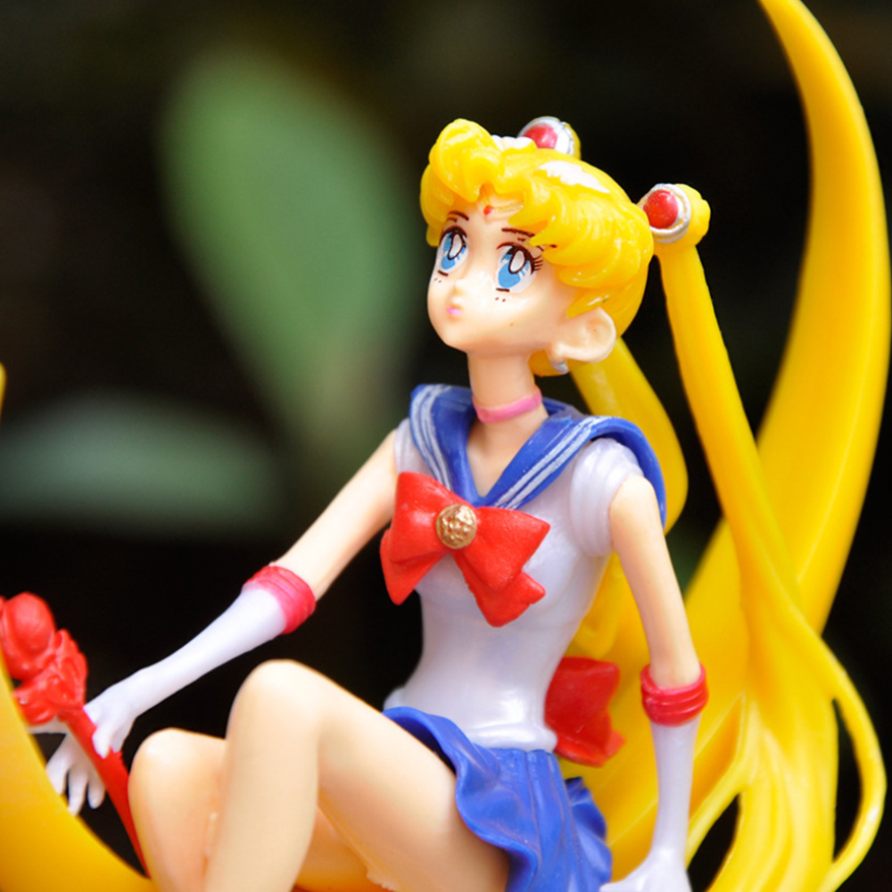 Mô hình nhân vật Eternal Sailor Moon - Thủy Thủ Mặt Trăng Vĩnh Cửu (Có giá đỡ)