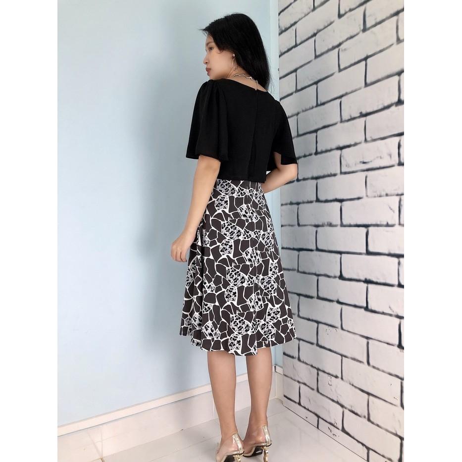 Đầm xòe đính áo khoác ngoài
