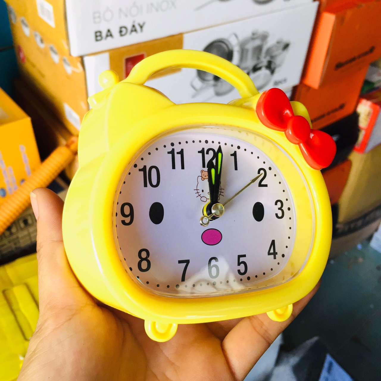 Đồng hồ báo thức để bàn YX-8875 (vàng)- màu ngẫu nhiên