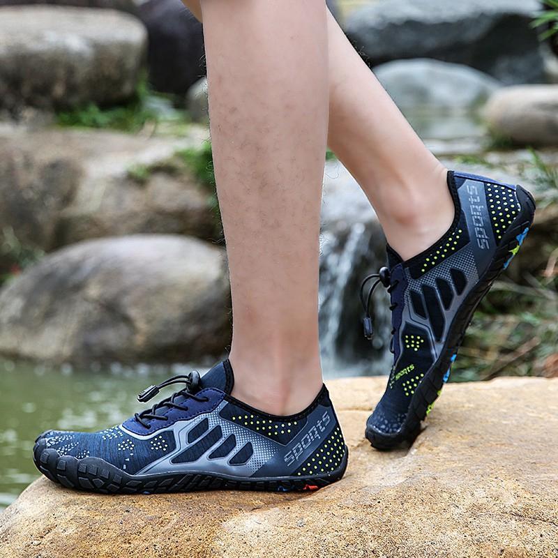 New Outdoor Large Size River Shoes Beach Shoes Hiking Shoes Waterproof Shoe35~47