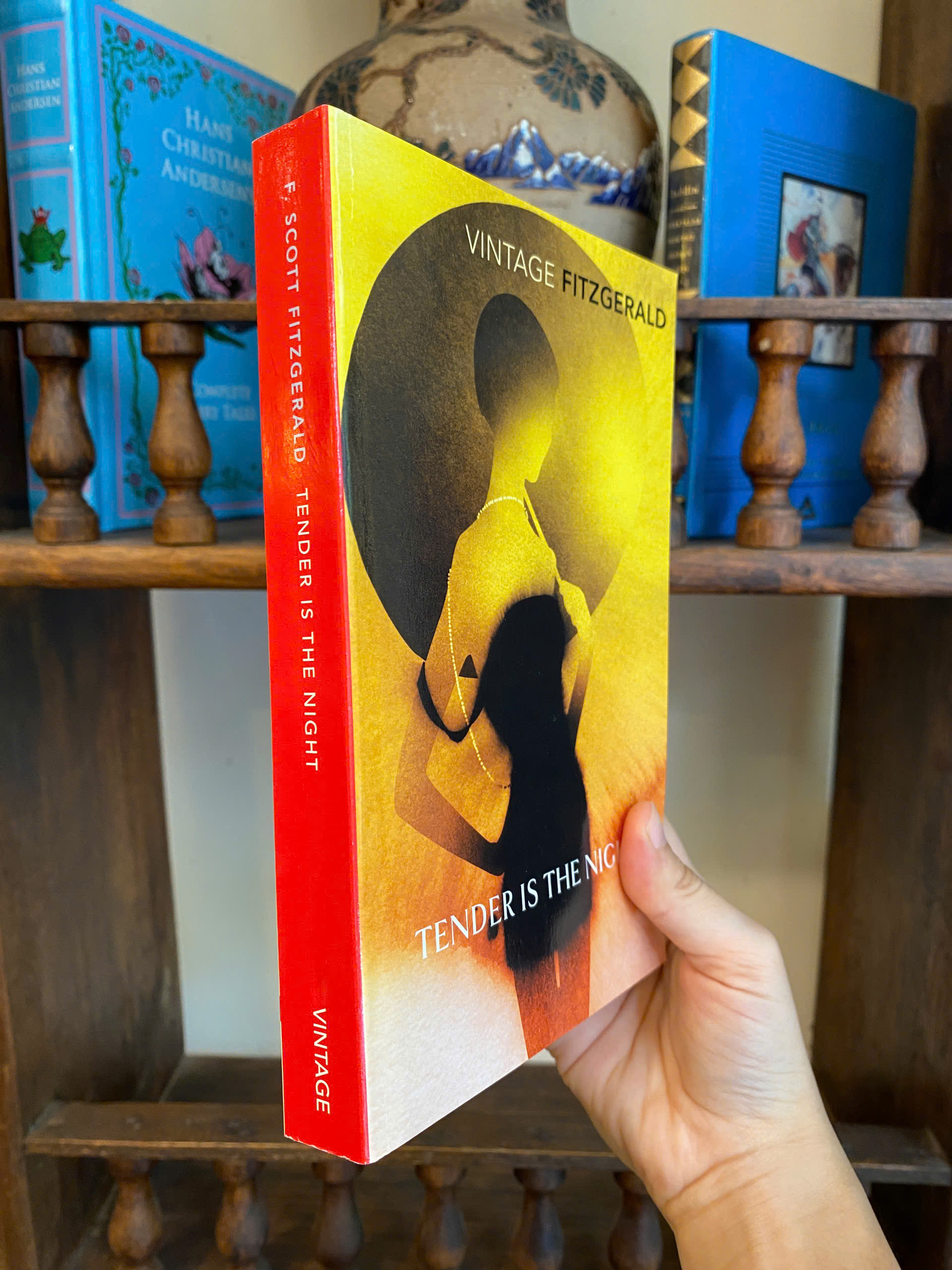 Sách - Tender Is The Night by F. Scott Fitzgerald (Author of The Great Gatsby) | Classics Fiction