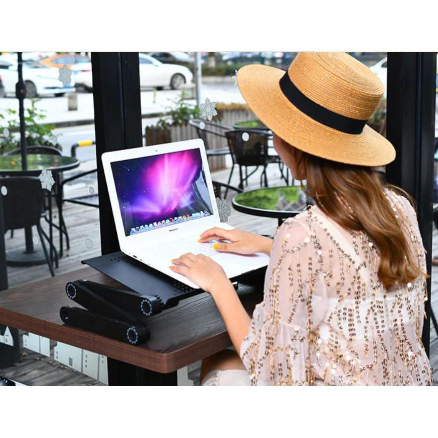Bàn Kê Xoay Laptop làm việc mọi nơi