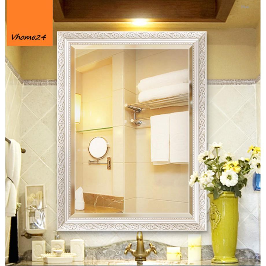 GƯƠNG VỆ SINH KHUNG GỖ TRẮNG HOA VĂN VÀNG BL159