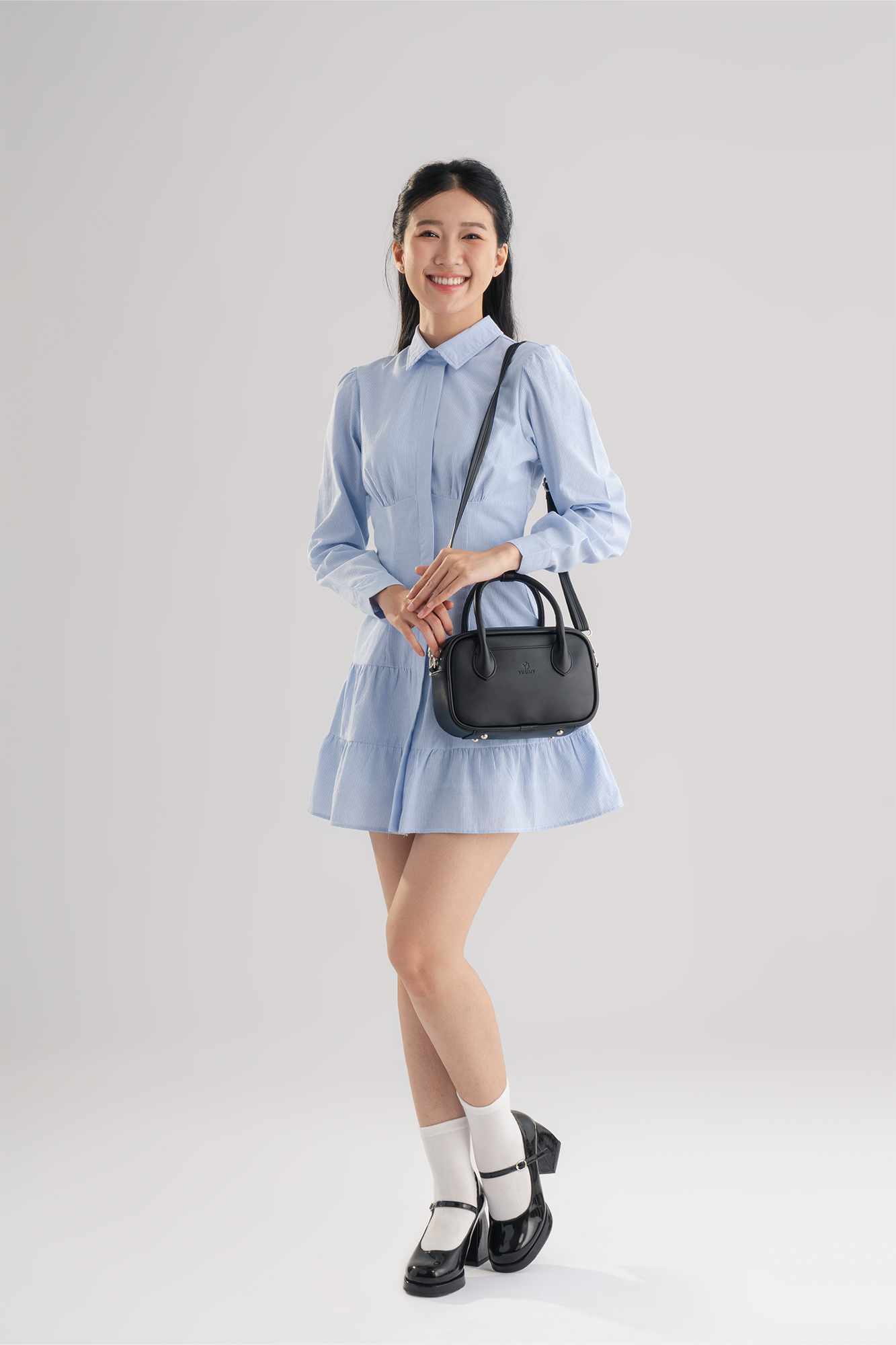 Túi Yuumy ( Thời trang nữ cá tính size 23 - Túi đeo chéo da Seasand YN247 )